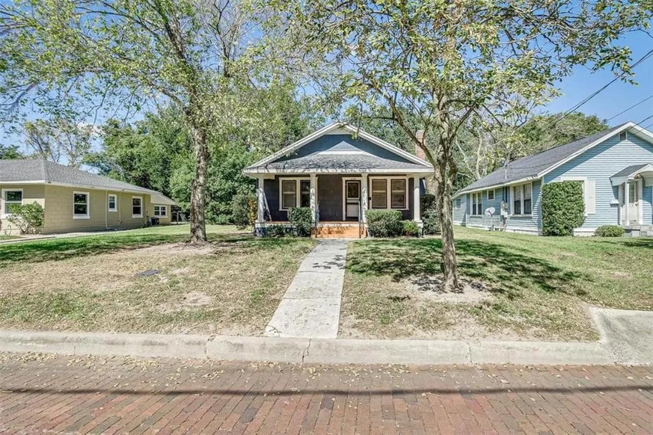 Beautiful Mid Century Bungalow In The Heart Of Lakeland Villa Exterior photo